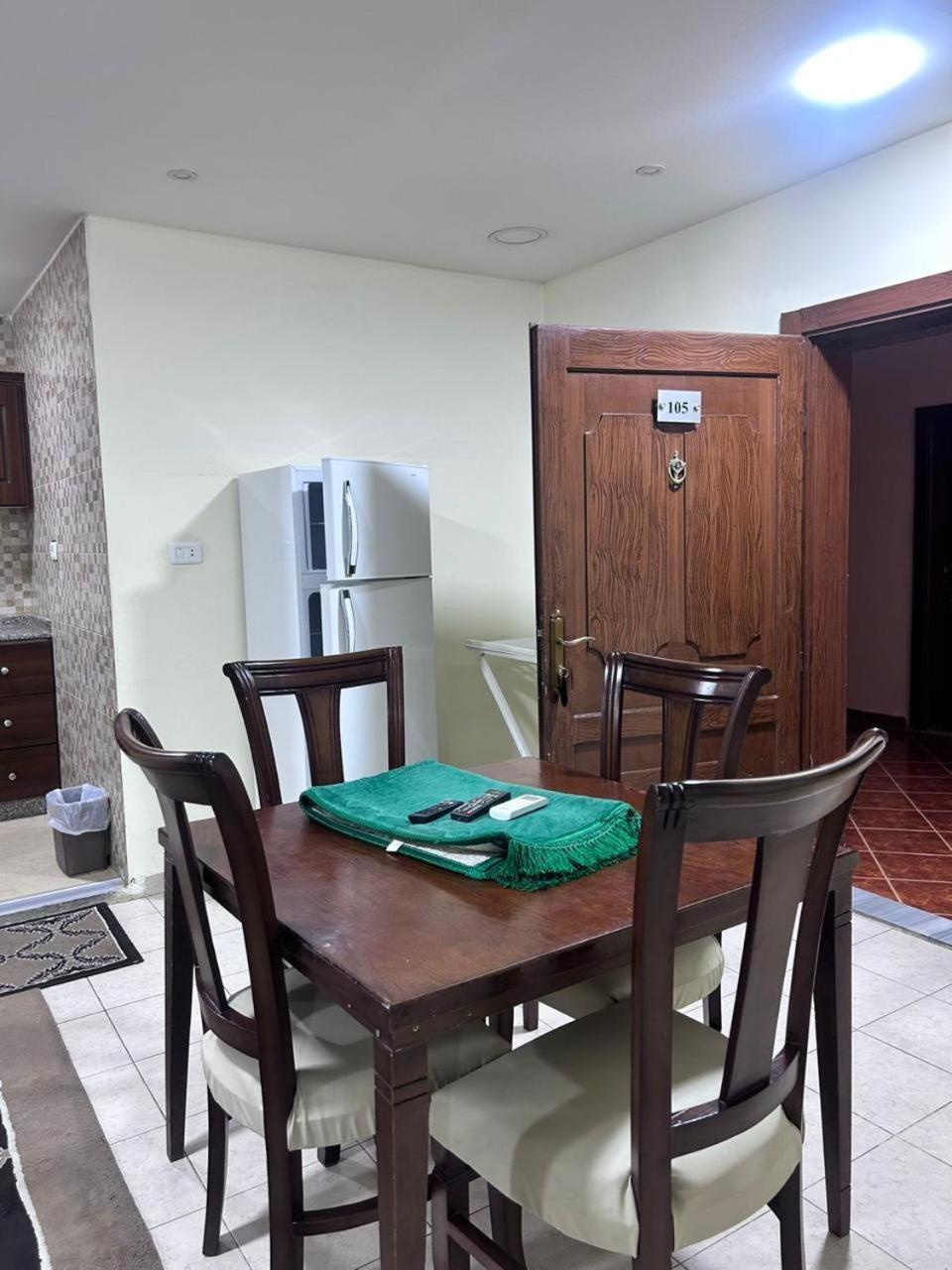 Robou Al Sharq Aparthotel Amman Exterior photo